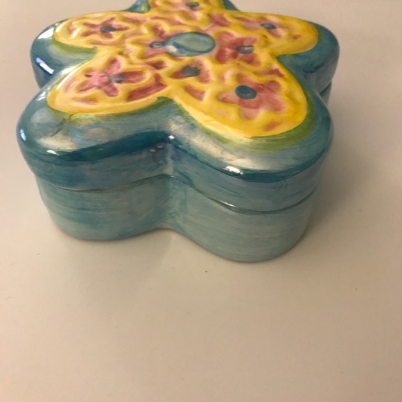 Ceramic box - Picture 2 of 10